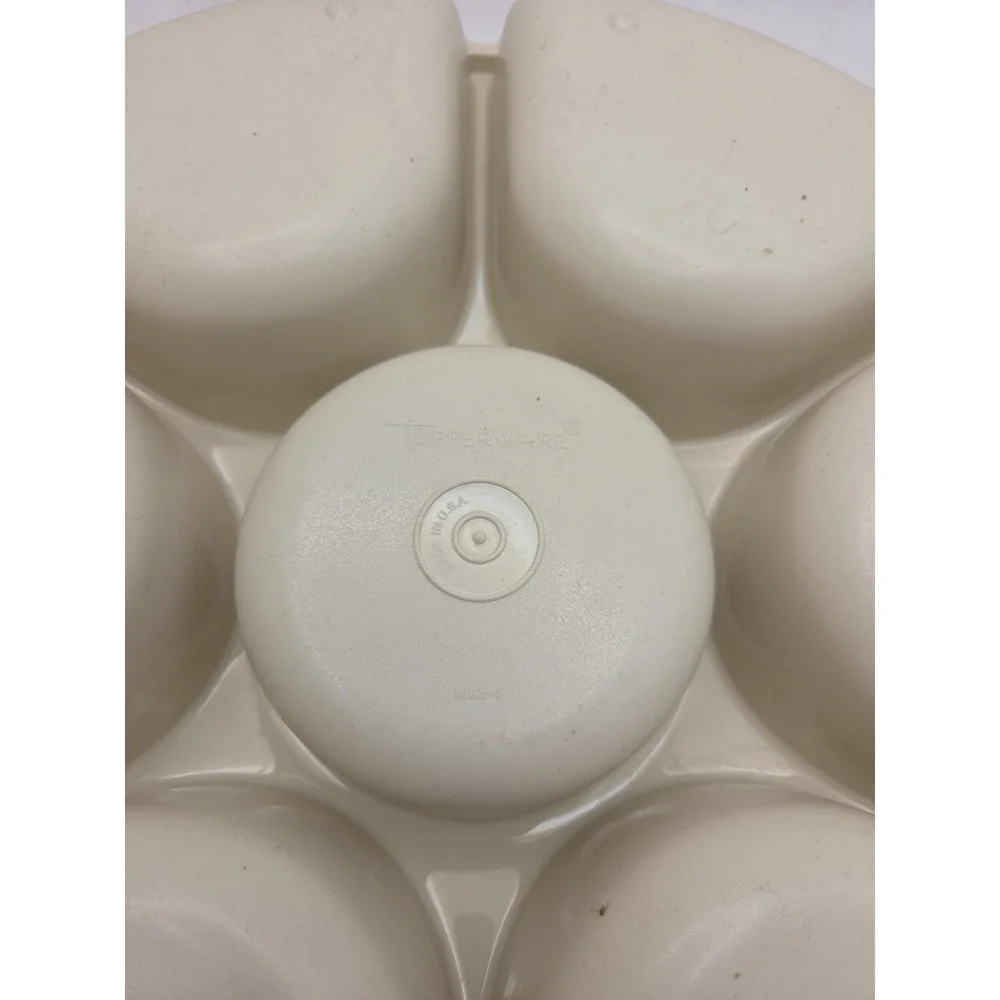 Tupperware Divided Serving Tray Veggie Fruit Dip With Lid 1665-3 1666-3